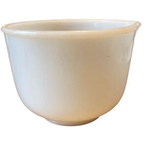 Vintage Milk Glass Mixing Bowl With Spout Glasbake For Sunbeam Small #13 6.5"